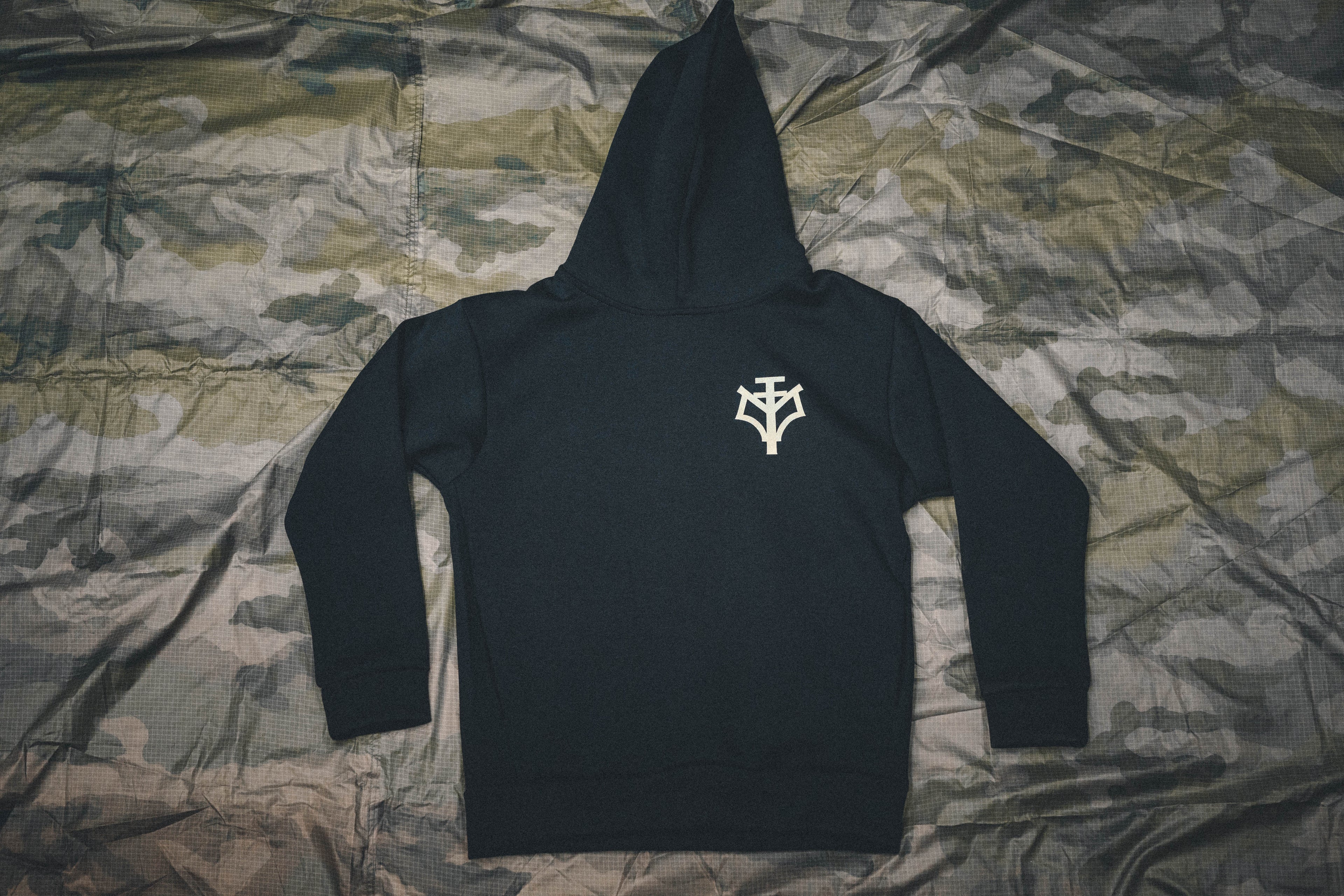 Hoodie, The eye of triangle